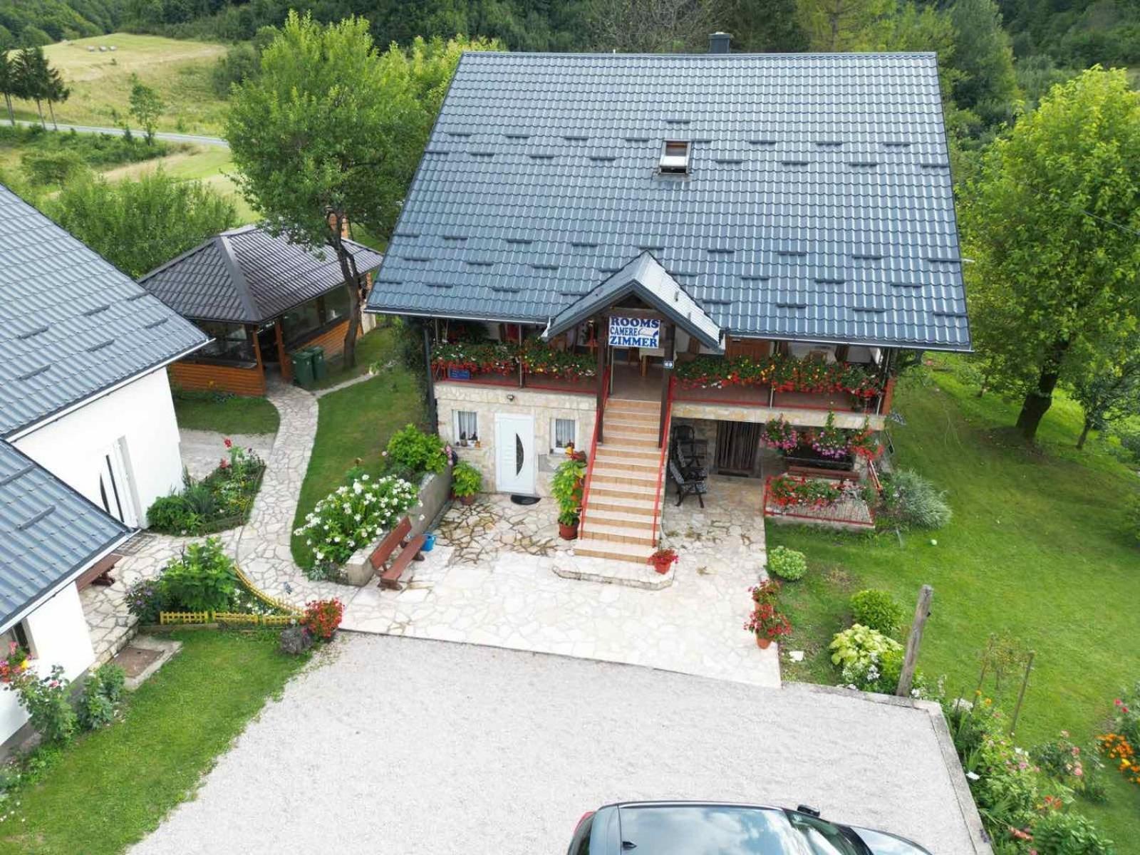 Guest House Family Varda Plitvice Lakes Plitvička Jezera 外观 照片